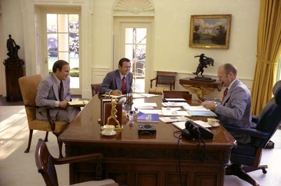 901bet2com - Dick Cheney in the Oval Office